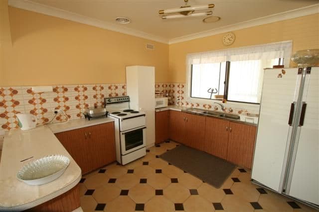 23 Churchill Drive, COWES VIC 3922, Cowes - Thumbnail 2