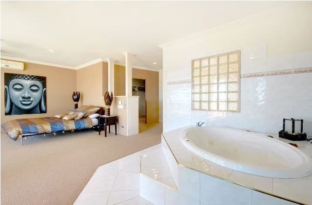 80 Marine Parade, MIAMI QLD 4220, Miami - Thumbnail 6