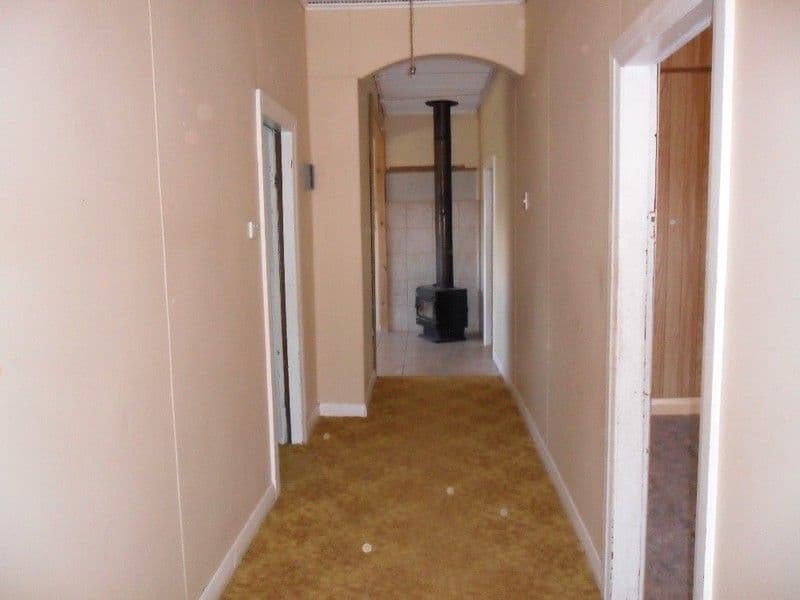 749 Beryl Street, BROKEN HILL NSW 2880, Broken Hill - Thumbnail 2