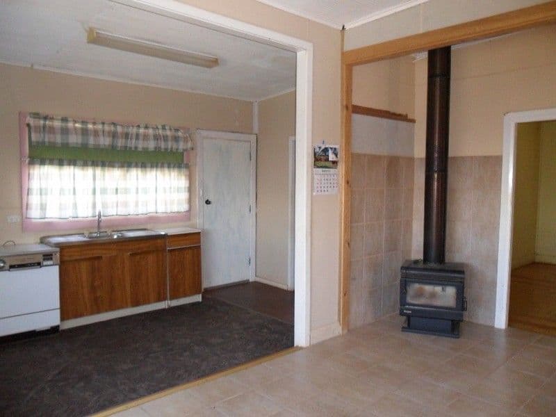 749 Beryl Street, BROKEN HILL NSW 2880, Broken Hill - Thumbnail 7