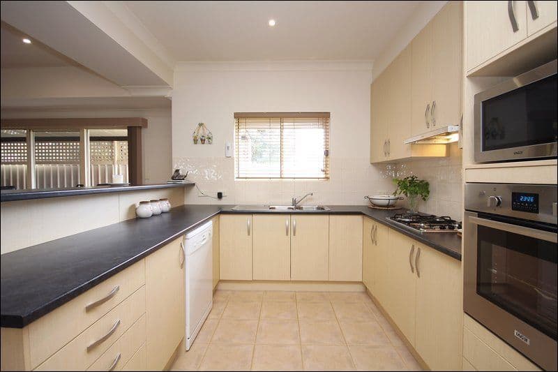 20 Drake Avenue, FLINDERS PARK SA 5025, Flinders Park - Thumbnail 3