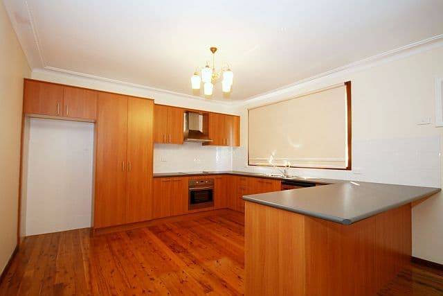 71 Denman Road, GEORGES HALL NSW 2198, Georges Hall - Thumbnail 6