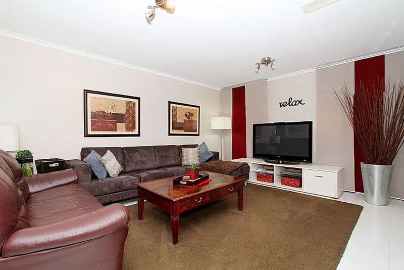 26 Ester Drive, MILL PARK VIC 3082, Mill Park - Thumbnail 6