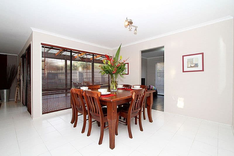 26 Ester Drive, MILL PARK VIC 3082, Mill Park - Thumbnail 3