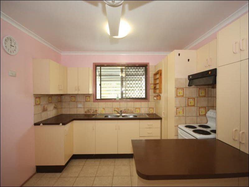 20 Chapman Drive, BEENLEIGH QLD 4207, Beenleigh - Thumbnail 2