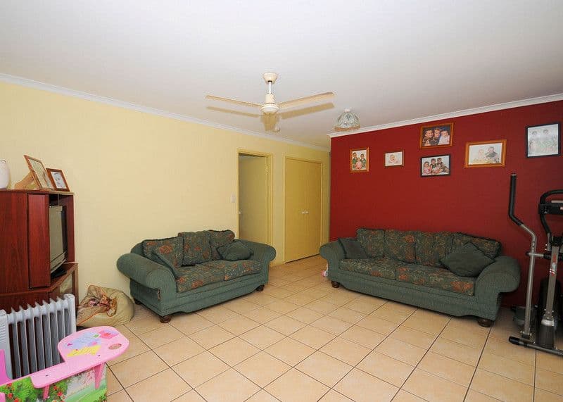3 Burnett Court, ELI WATERS QLD 4655, Eli Waters - Thumbnail 3