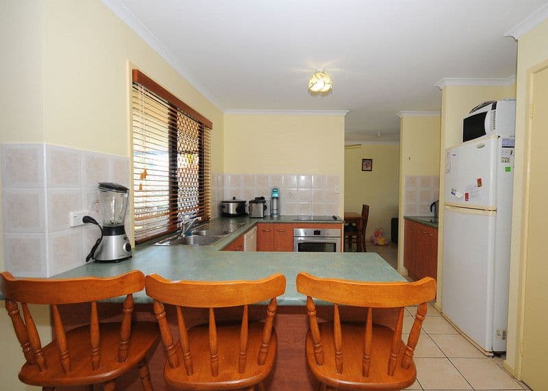 3 Burnett Court, ELI WATERS QLD 4655, Eli Waters - Thumbnail 5