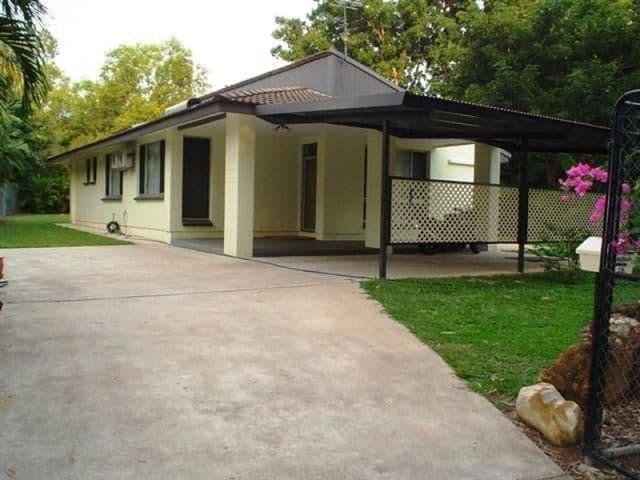 25  Priest Circuit, GRAY NT 0830, Gray - Image 1
