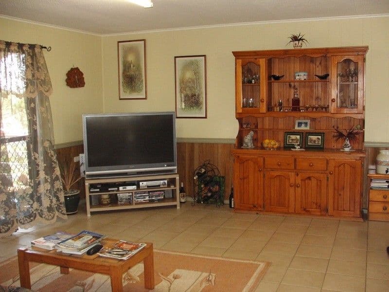 65946 Bruce Highway, CANOONA QLD 4702, Canoona - Thumbnail 4