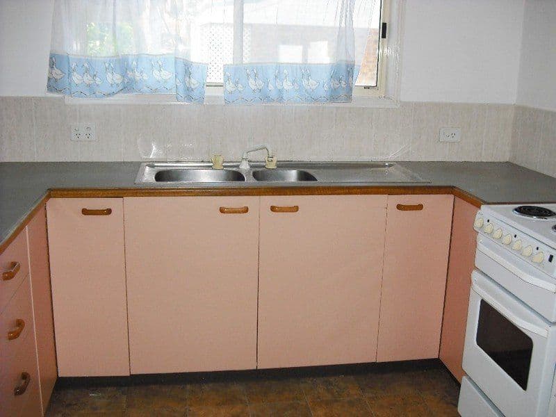 13 Surrey Court, DECEPTION BAY QLD 4508, Deception Bay - Thumbnail 2