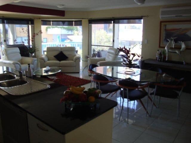 3 Mudjimba Beach Road, MUDJIMBA QLD 4564, Mudjimba - Thumbnail 2