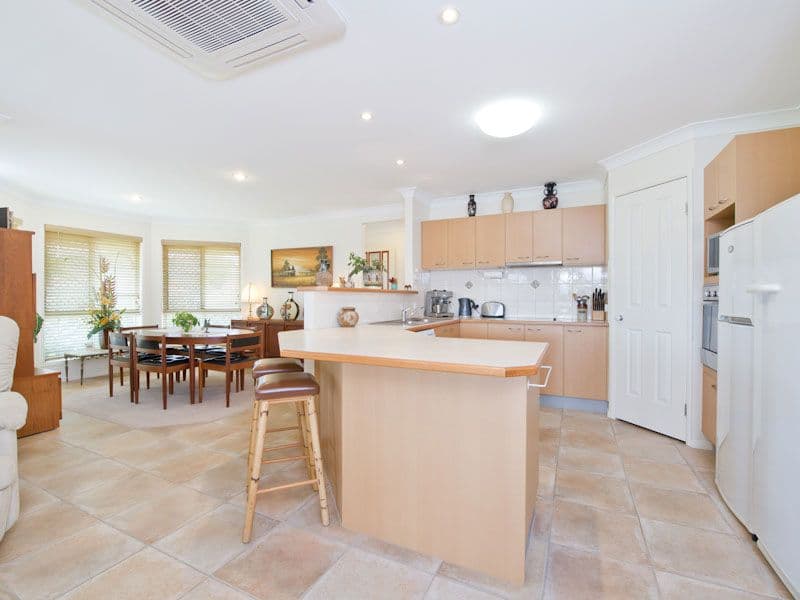 50 Wyellan Place, UPPER KEDRON QLD 4055, Upper Kedron - Thumbnail 3