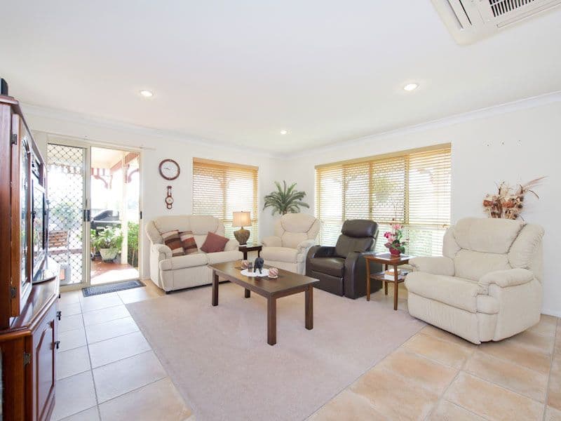 50 Wyellan Place, UPPER KEDRON QLD 4055, Upper Kedron - Thumbnail 4