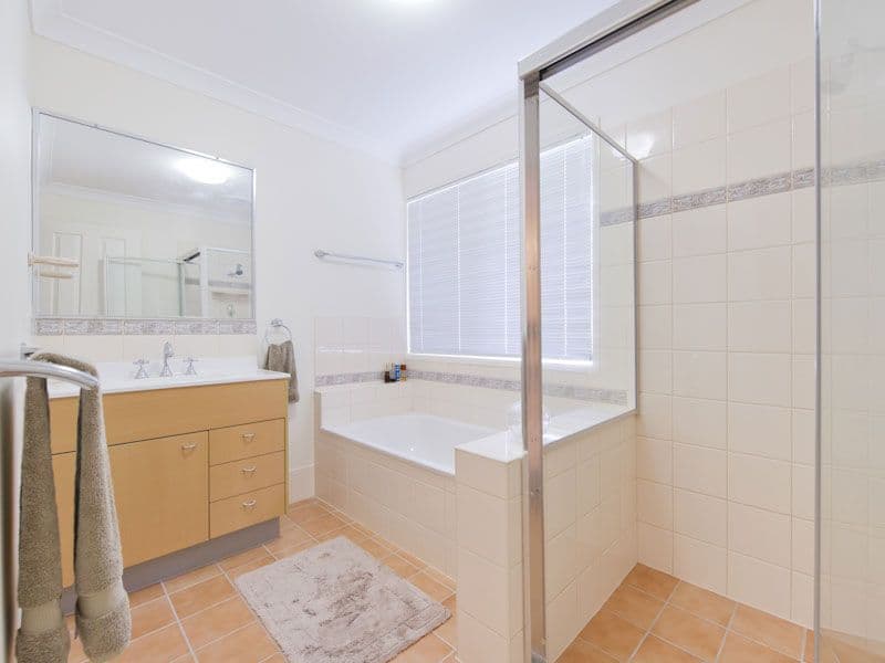 50 Wyellan Place, UPPER KEDRON QLD 4055, Upper Kedron - Thumbnail 8