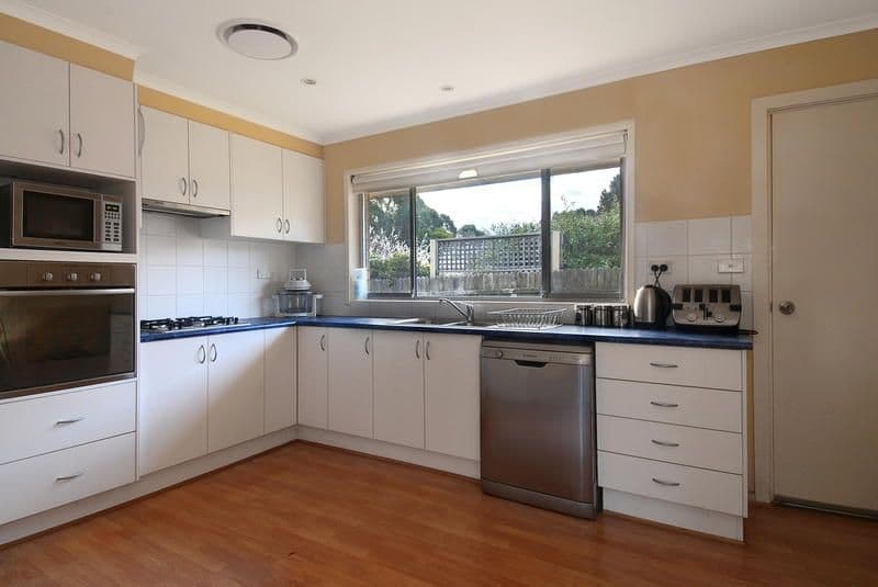 20 Campbell Crescent, MOSS VALE NSW 2577, Moss Vale - Thumbnail 2