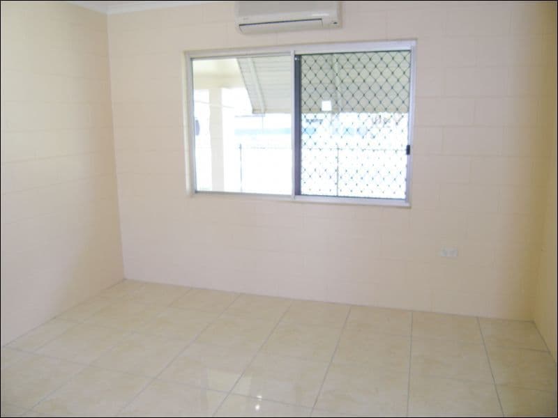 38 Madang Street, TRINITY BEACH QLD 4879, Trinity Beach - Thumbnail 8