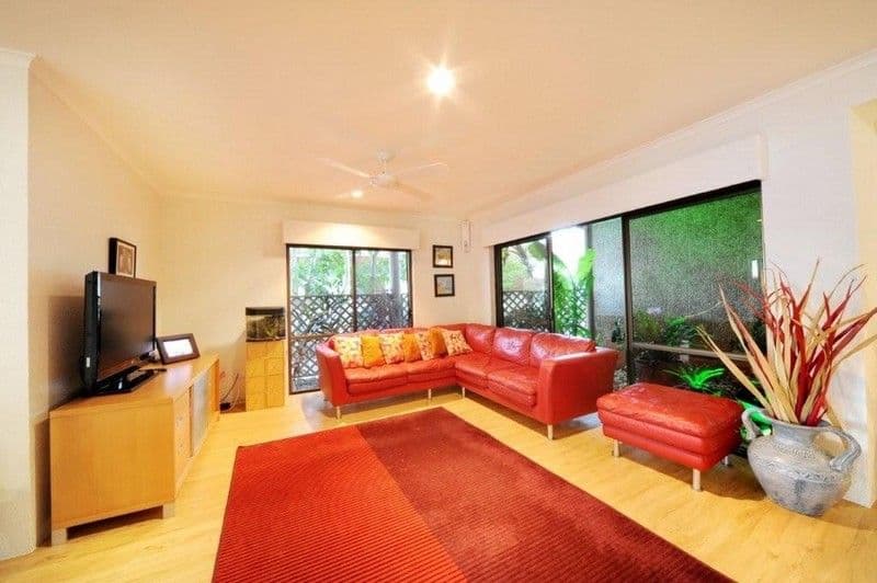 30 Coral Esplanade, CANNONVALE QLD 4802, Cannonvale - Thumbnail 7