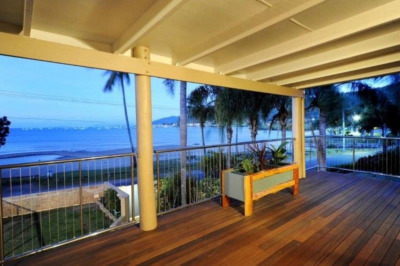 30 Coral Esplanade, CANNONVALE QLD 4802, Cannonvale - Thumbnail 8