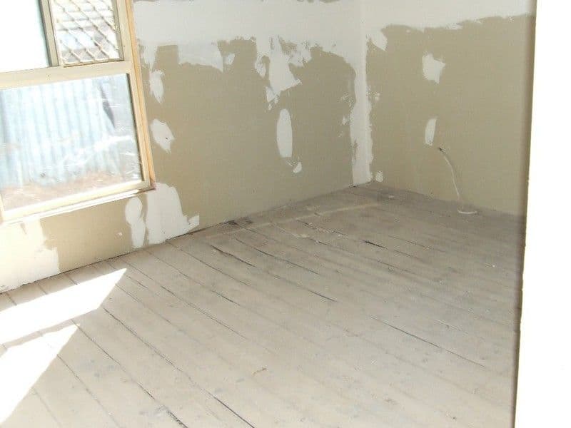 547 Beryl Street, BROKEN HILL NSW 2880, Broken Hill - Thumbnail 3