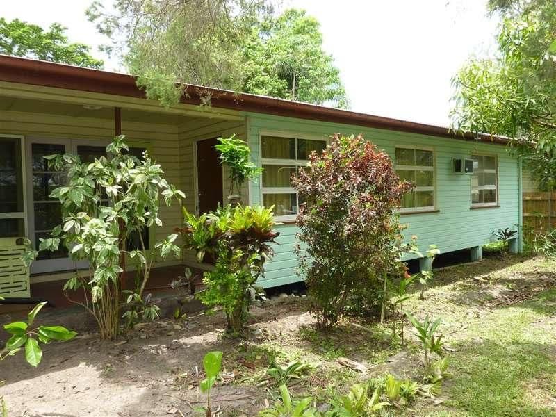 48 MacIlwraith Street, MANOORA QLD 4870, Manoora - Image 1