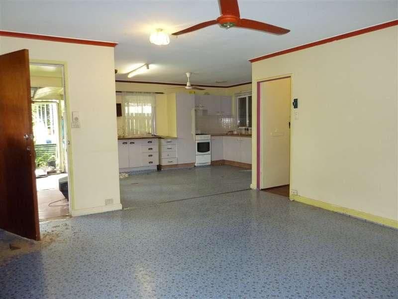 48 MacIlwraith Street, MANOORA QLD 4870, Manoora - Thumbnail 5