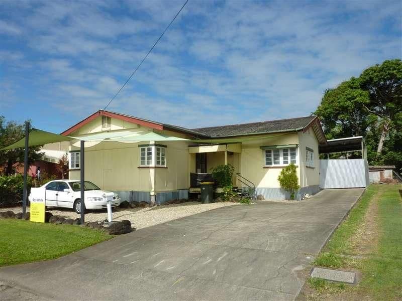 7 Doyle Street, BUNGALOW QLD 4870, Bungalow - Thumbnail 2