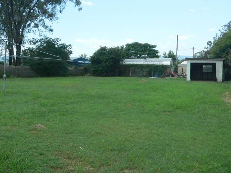 14 Victoria Street, TOOGOOLAWAH QLD 4313, Toogoolawah - Thumbnail 6