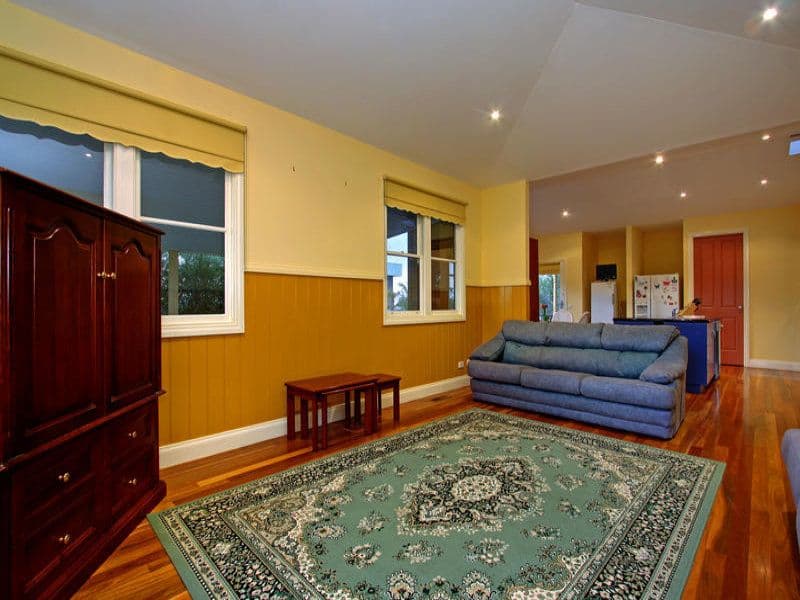 65 Warrain Avenue, ROSEBUD VIC 3939, Rosebud - Thumbnail 4