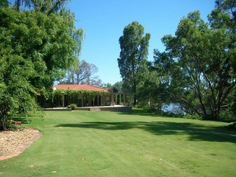 27 Sturt Highway, MILDURA VIC 3500, Mildura - Image 1