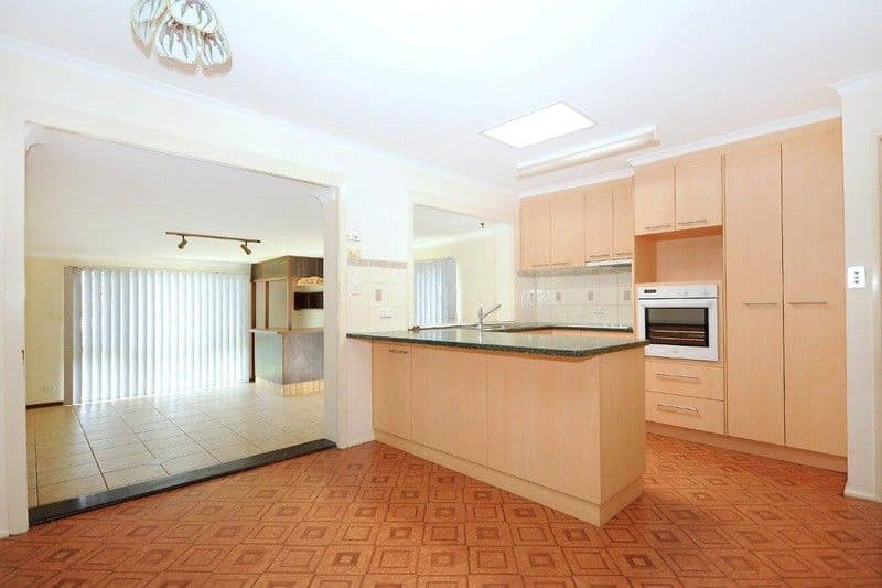 7 Jondaryan Street, NEWTOWN QLD 4350, Newtown - Thumbnail 2