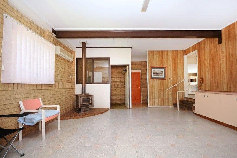 7 Jondaryan Street, NEWTOWN QLD 4350, Newtown - Thumbnail 4