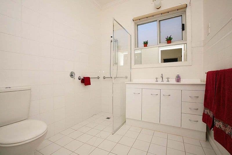12 Kelverne Street, RESERVOIR VIC 3073, Reservoir - Thumbnail 6