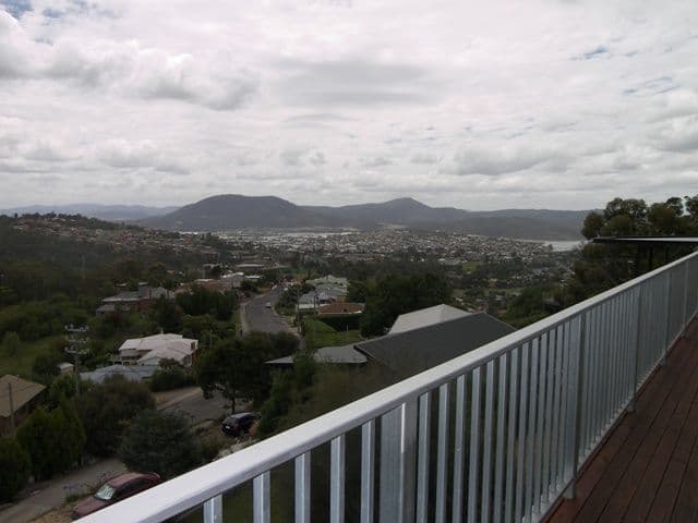 39 Rosehill Crescent, LENAH VALLEY TAS 7008, Lenah Valley - Thumbnail 3