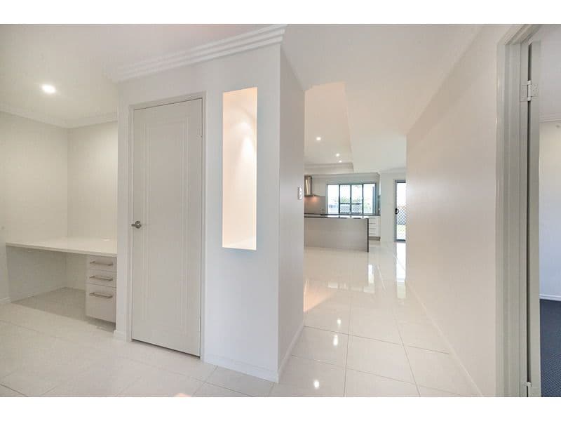 59 Bramble Street, NORMAN GARDENS QLD 4701, Norman Gardens - Thumbnail 2