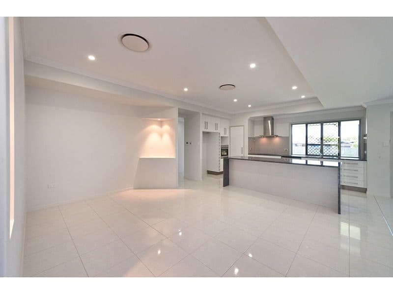 59 Bramble Street, NORMAN GARDENS QLD 4701, Norman Gardens - Thumbnail 3
