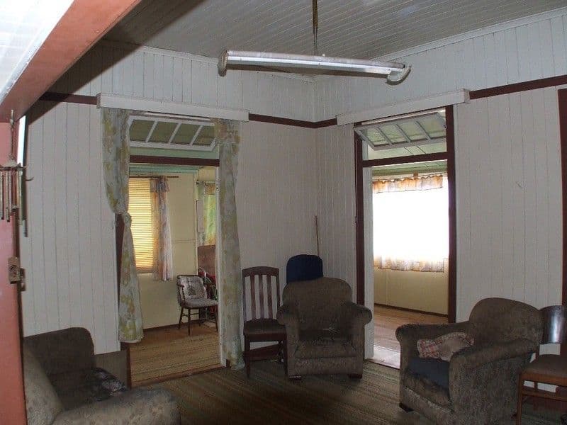 24 Earl Street, KINGAROY QLD 4610, Kingaroy - Thumbnail 3