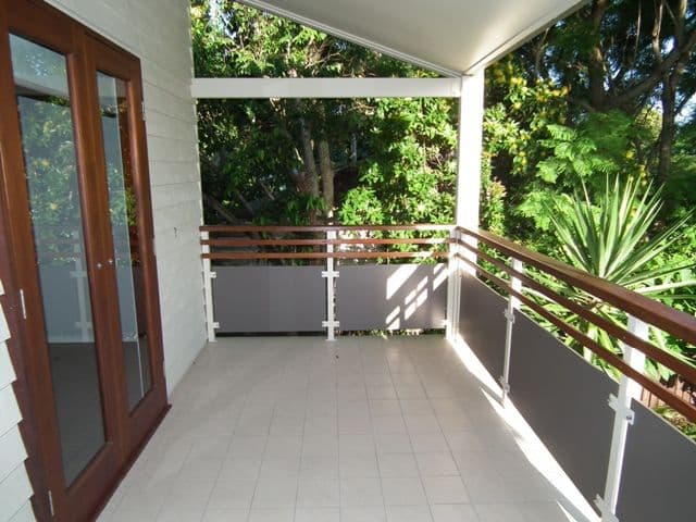 27  Peel Street, REDLAND BAY QLD 4165, Redland Bay - Thumbnail 2