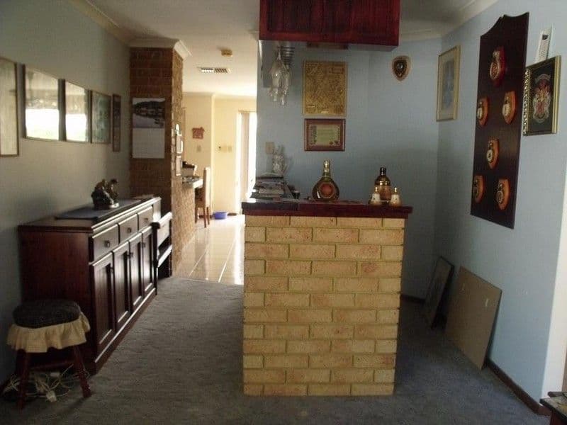 96 Brown Crescent, SEVILLE GROVE WA 6112, Seville Grove - Thumbnail 8