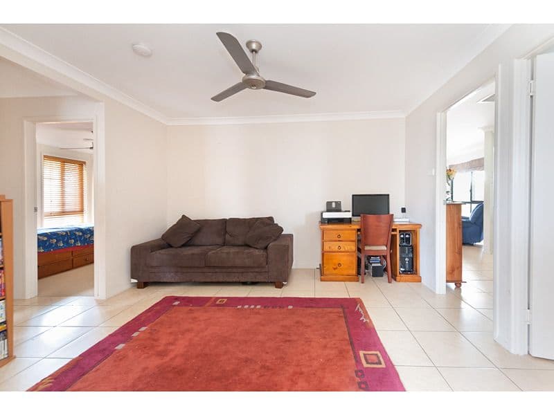 8 League Place, NORMAN GARDENS QLD 4701, Norman Gardens - Thumbnail 4