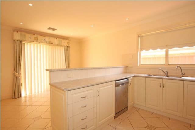 48 Nalara Avenue, LOXTON SA 5333, Loxton - Thumbnail 4