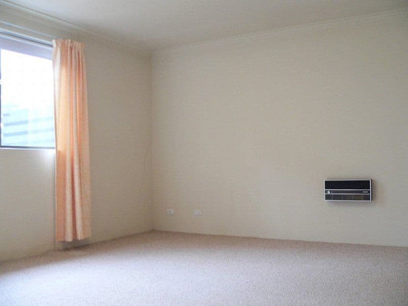 2/17 Medley Street, CHIFLEY ACT 2606, Chifley - Thumbnail 2
