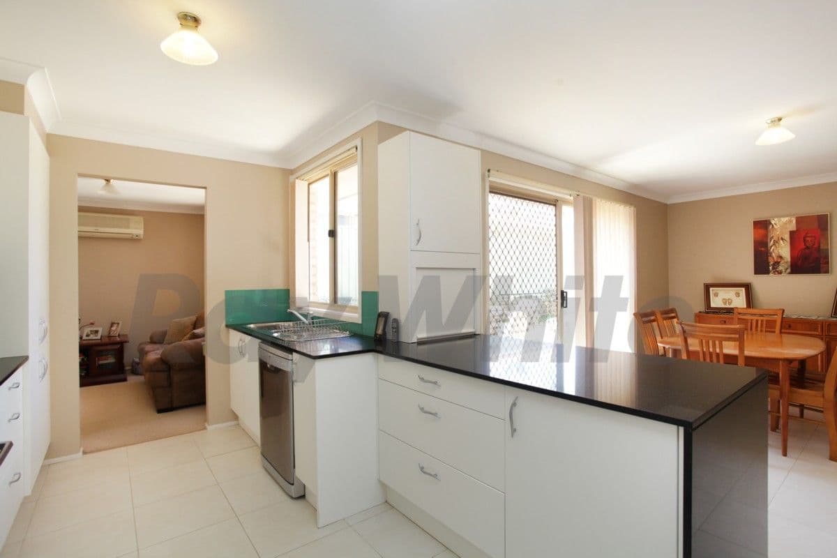5 Condor Place, GLENMORE PARK NSW 2745, Glenmore Park - Thumbnail 4
