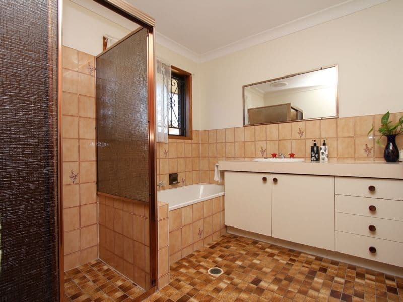 20 Teagarden Street, EIGHT MILE PLAINS QLD 4113, Eight Mile Plains - Thumbnail 8