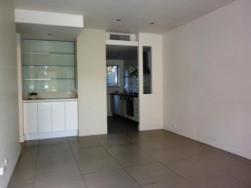 13/2 Emerson Road, BLACK FOREST SA 5035, Black Forest - Thumbnail 2