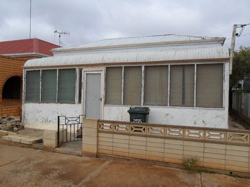 255 Mica Street, BROKEN HILL NSW 2880, Broken Hill - Image 1