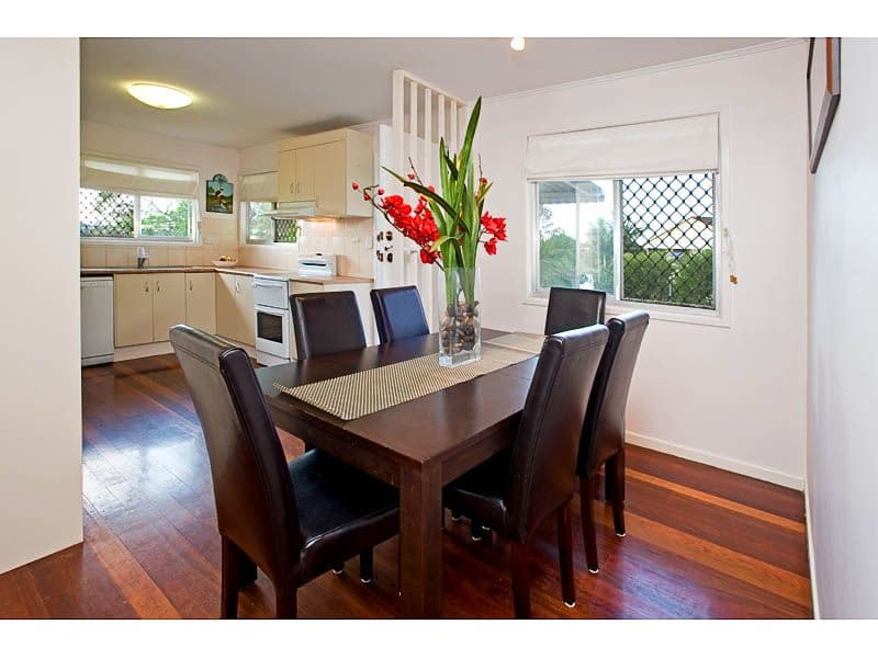 29 Pareena Crescent, MANSFIELD QLD 4122, Mansfield - Thumbnail 4