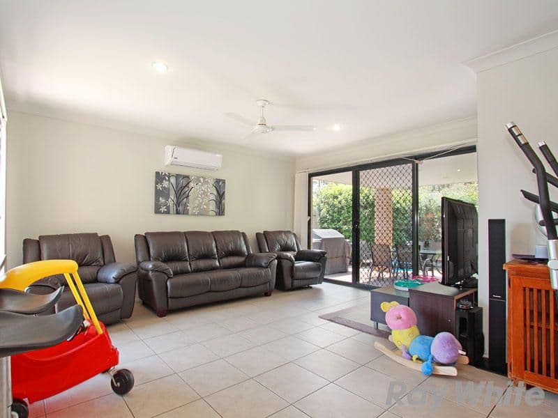 25 Cyperus Crescent, CARSELDINE QLD 4034, Carseldine - Thumbnail 3