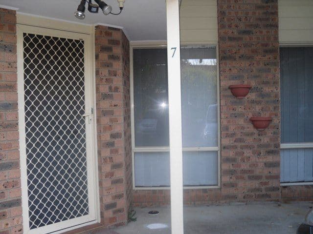 7/16 Stace Place, GORDON ACT 2906, Gordon - Image 1