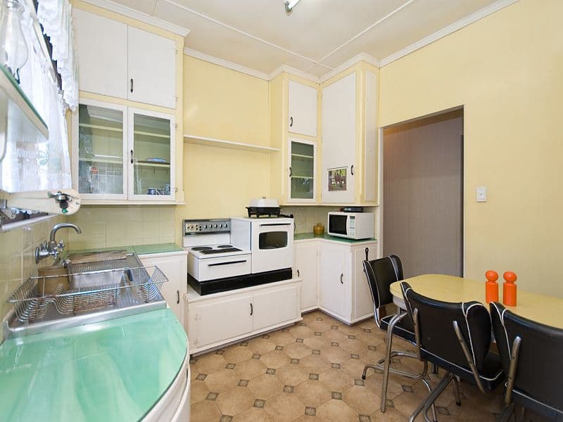 108 Banks Street, ALDERLEY QLD 4051, Alderley - Thumbnail 3