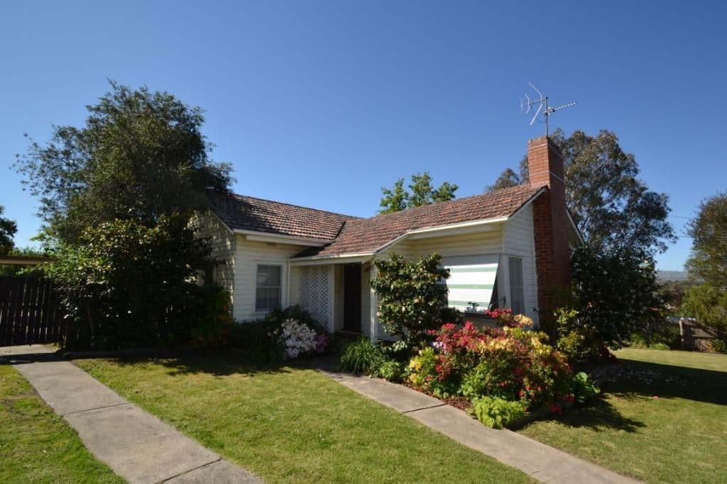 33 Delhi Street, SEYMOUR VIC 3660, Seymour - Image 1